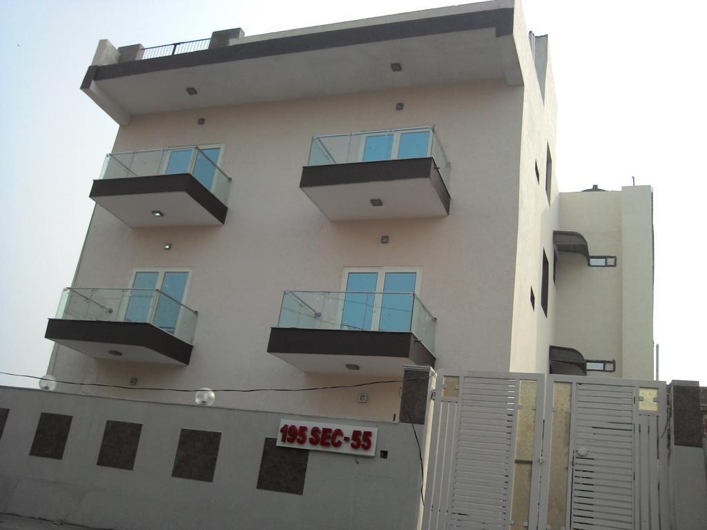 Oyo 10257 Hotel Lotus Park 구르가온 외부 사진