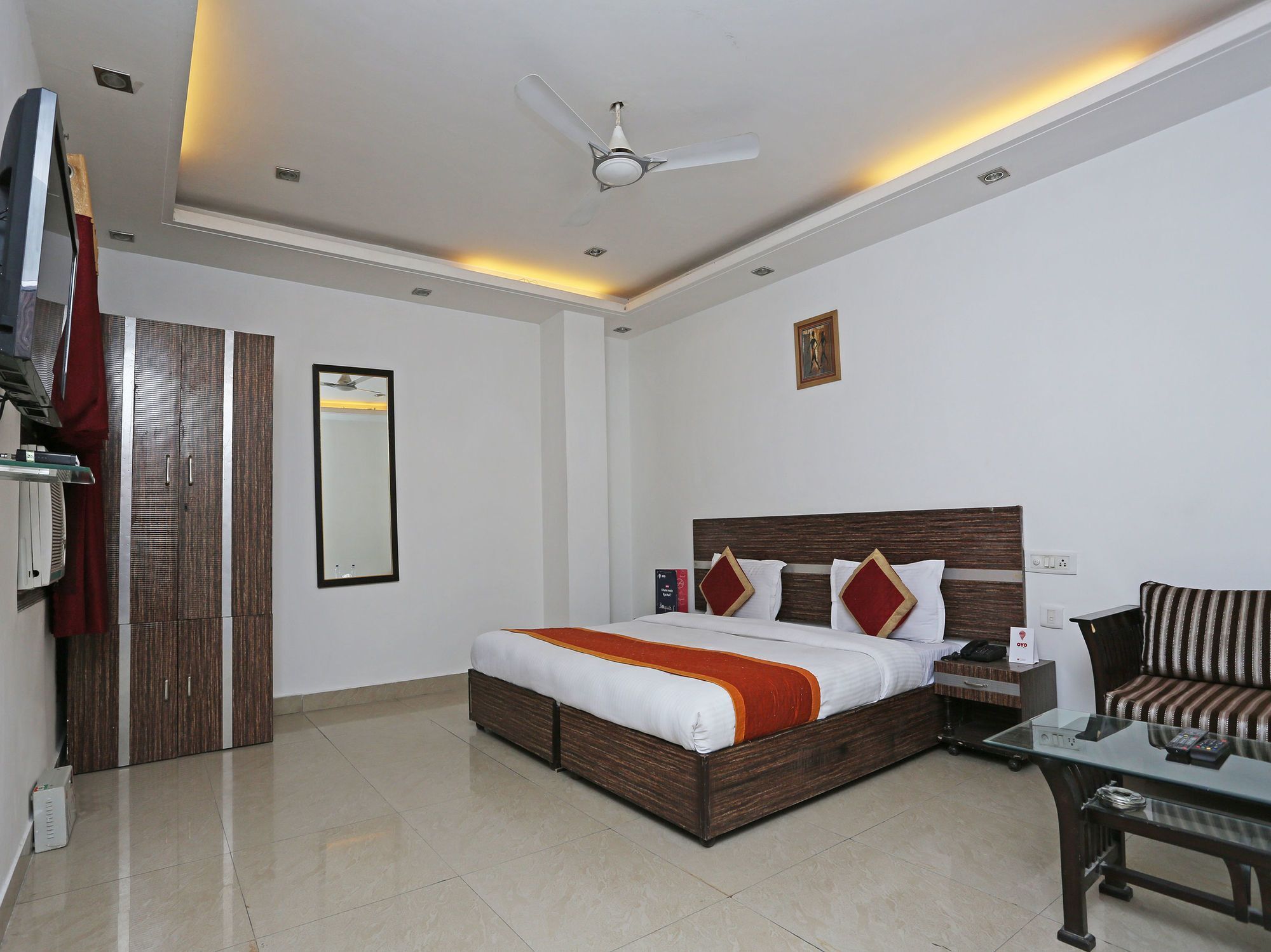 Oyo 10257 Hotel Lotus Park 구르가온 외부 사진